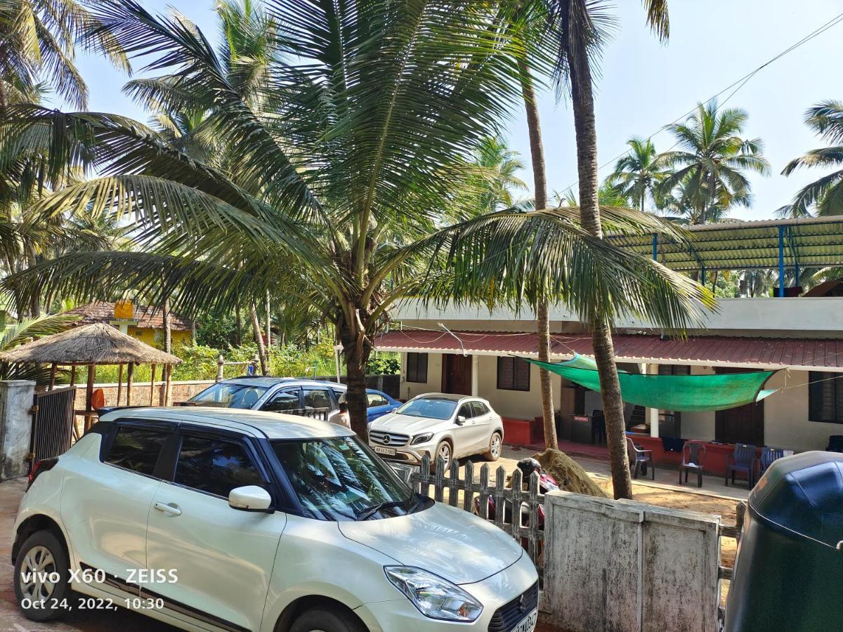 His Grace Sea View Cottages - Private Beach At Malpe Udupi Kültér fotó